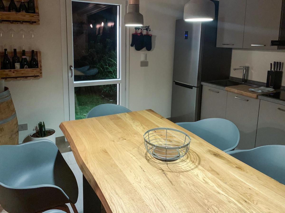 Apartment Charme And Relax With Garden And Swimming Pool Desenzano del Garda Extérieur photo